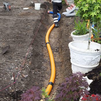installing a french drain pipe