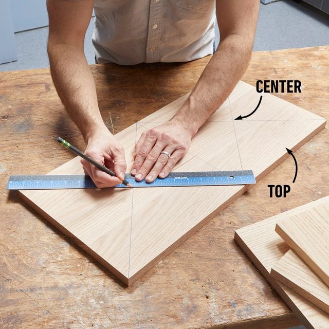 Divide Top And Mark Centers