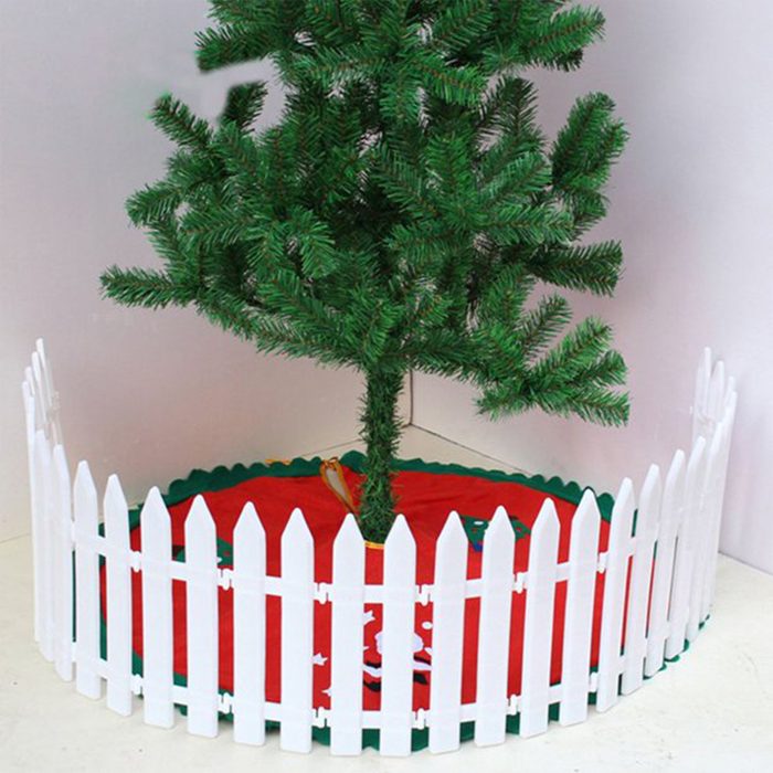 Two Panel Christmas Plastic Fence Pack
