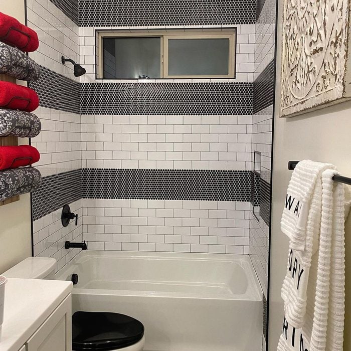 Playful Stripes Bathtub And Shower Combo