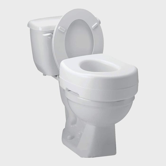 https://www.familyhandyman.com/wp-content/uploads/2021/12/Carex-Toilet-Seat-Riser-via-amazon.com-ecomm.jpg?fit=700%2C700