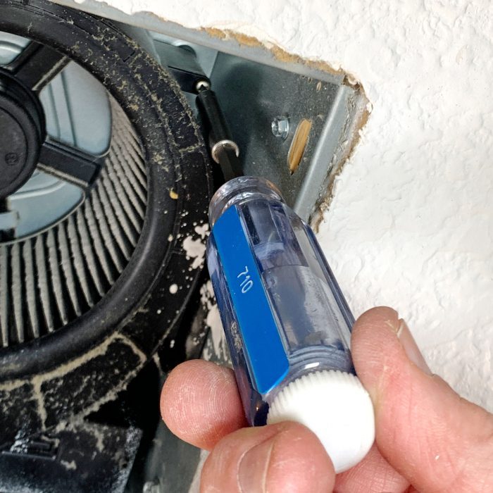 How To Clean A Bathroom Exhaust Fan Family Handyman - How To Remove Bathroom Fan Cover Clean