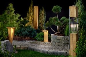 How to Build 4 Solar-Powered Path Lights