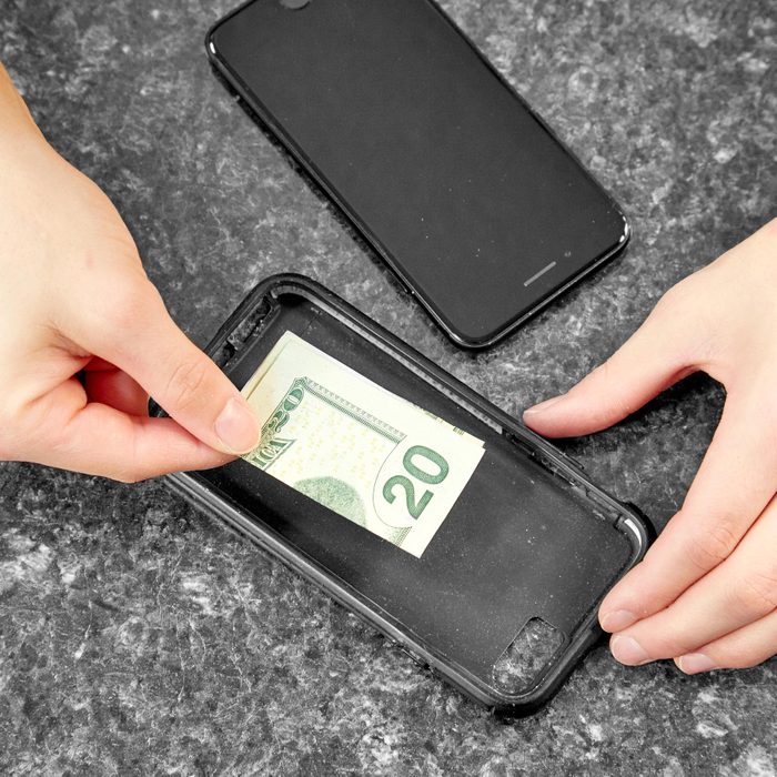 hiding money in a phone case