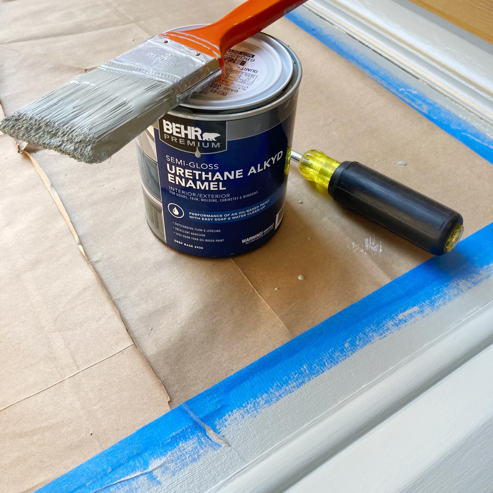 How To Paint a Mirror Frame (DIY)