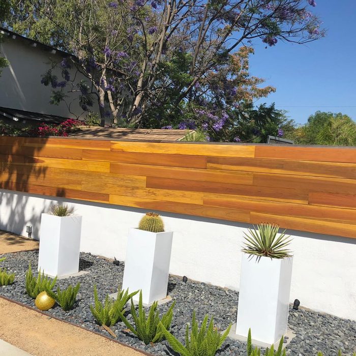 Stucco And Wood Fence Courtesy @mgcdecks Via Instagram