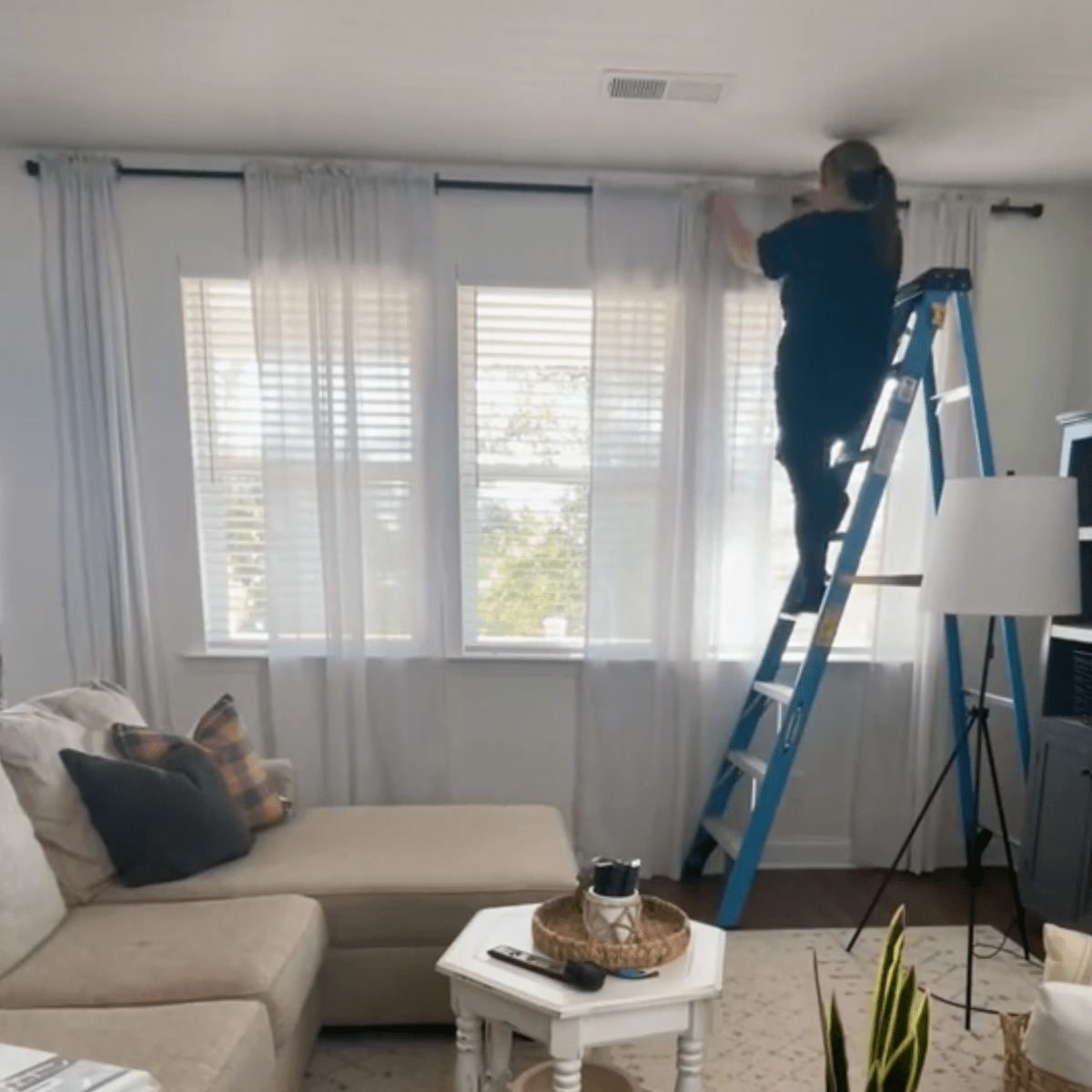 How to Hang Curtains with Command Hooks (Renter Friendly Hack