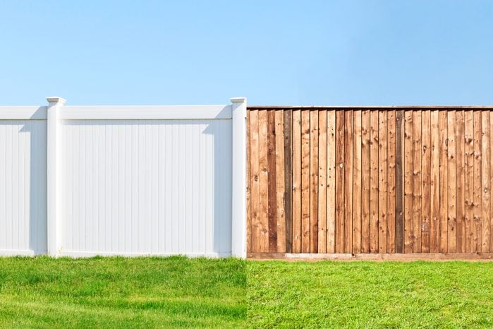 vinyl fence vs wood fence