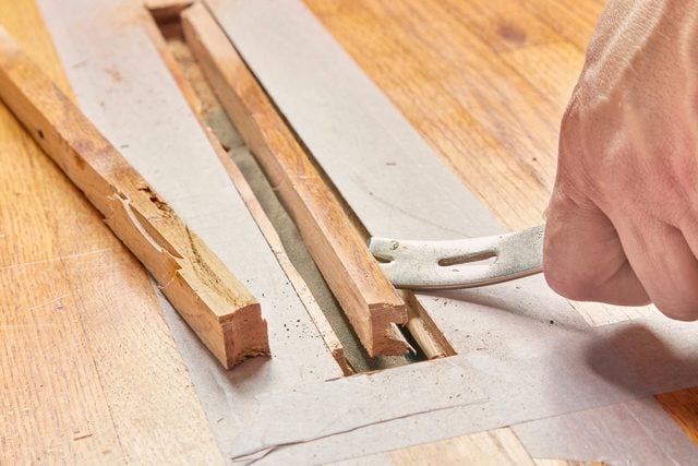 Fh22ono 621 10 030 How To Replace A Damaged Hardwood Floor Board