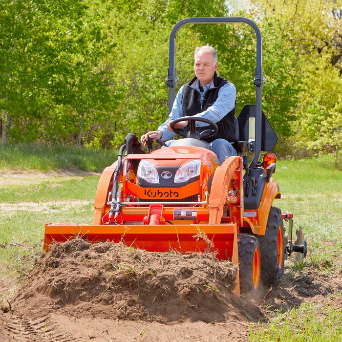 Fh22sep 620 52 009 What To Know About A Subcompact Tractor