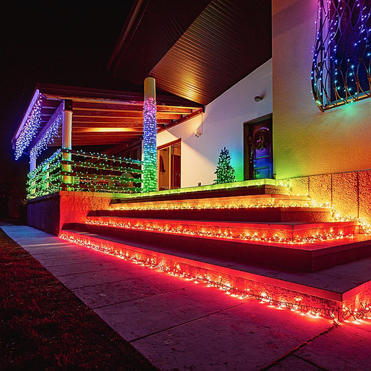 Get your house ready for Christmas with Govee's new smart outdoor lights -  Phandroid