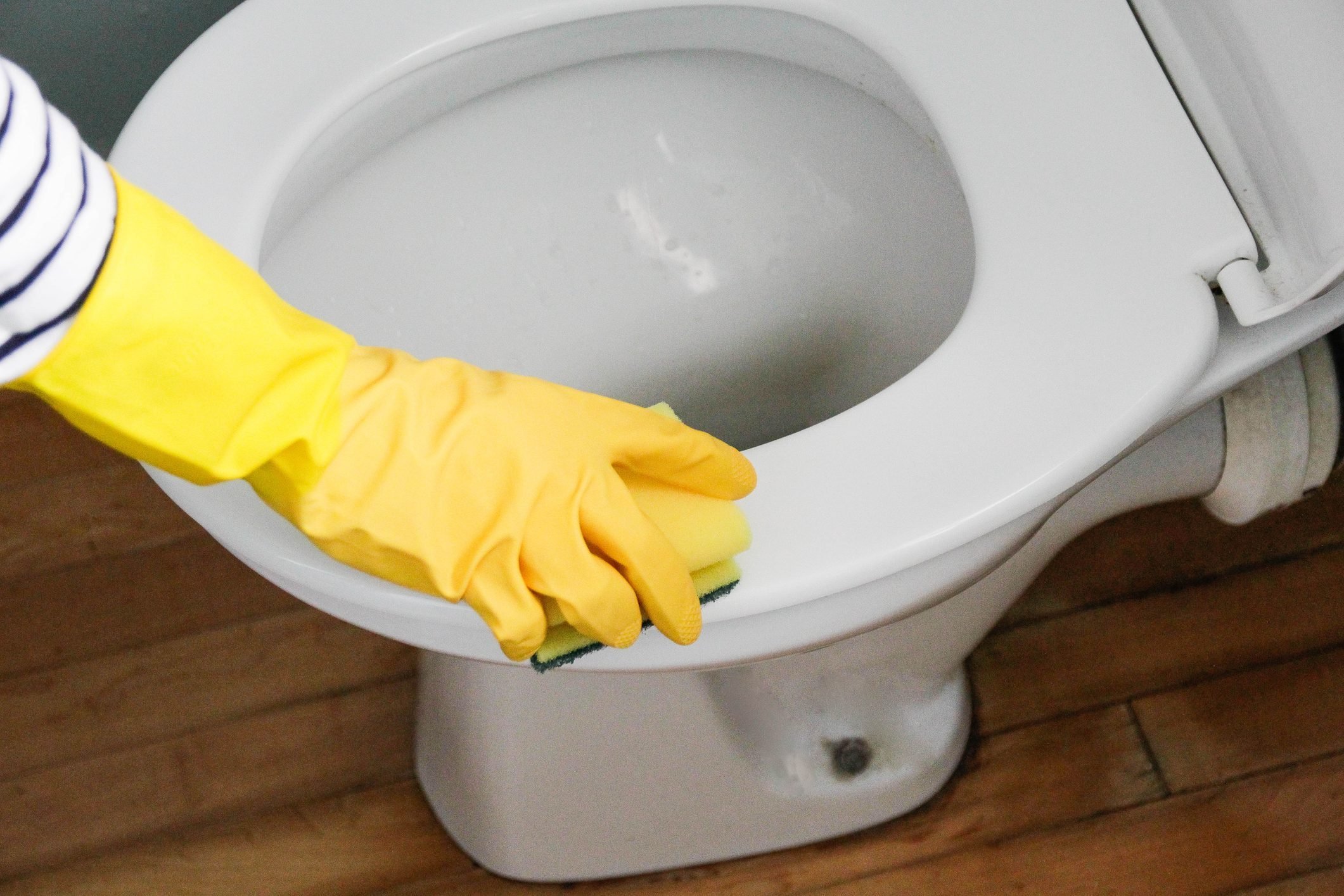 The Ultimate Bathroom Cleaning Guide