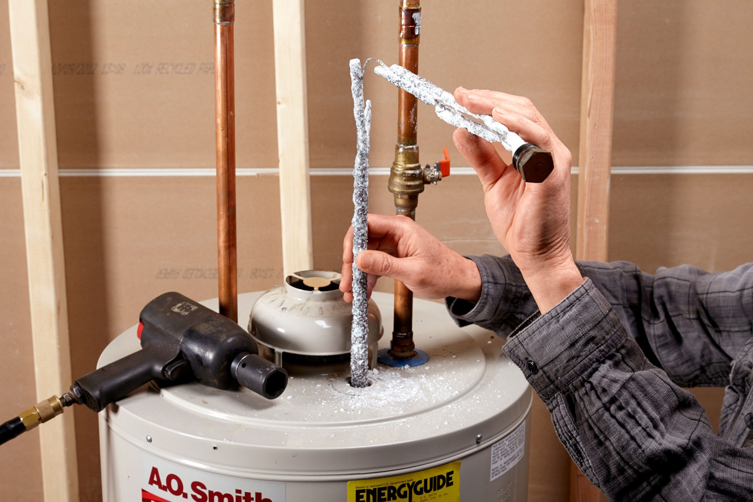 Replace The Anode Rod in a water heater