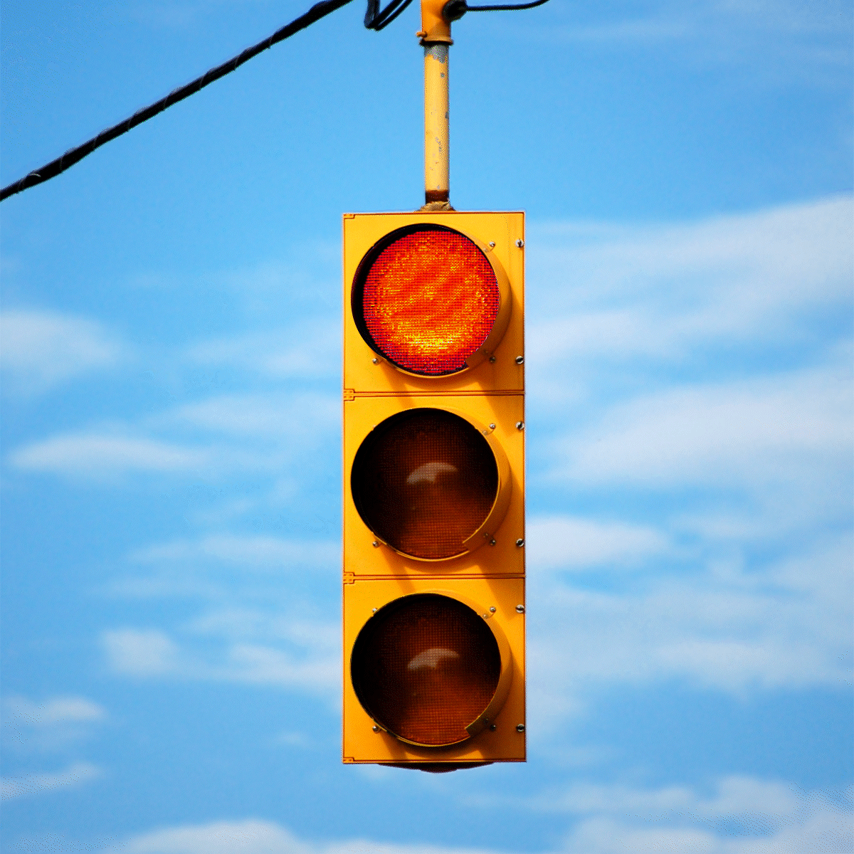 This Is Why Traffic Lights Are Red, Yellow and Green | Family Handyman