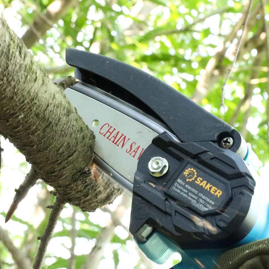 Electric vs. Gas Chainsaw - Review Pages by Woodsmith