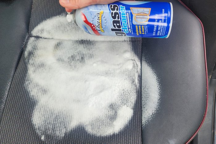 Easy Car Upholstery Stain Remover  Cleaning hacks, Household hacks, Clean  house