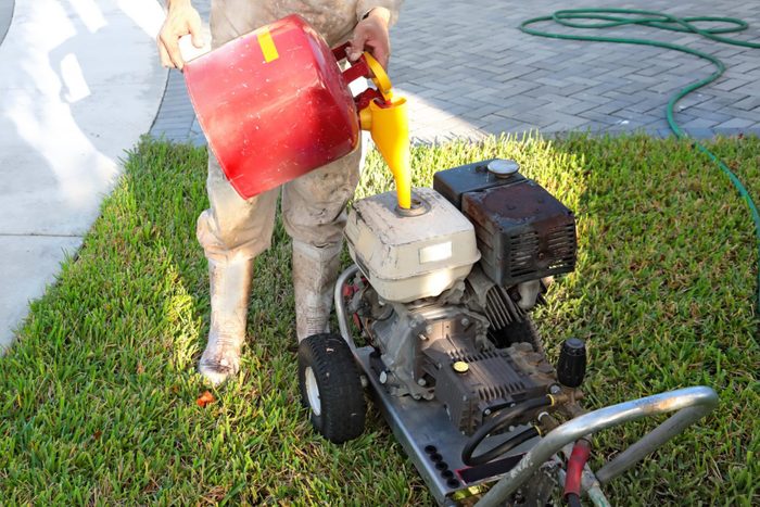 gas powered pressure washer