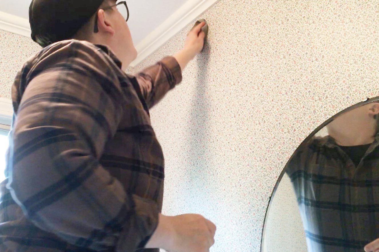 cleaning walls
