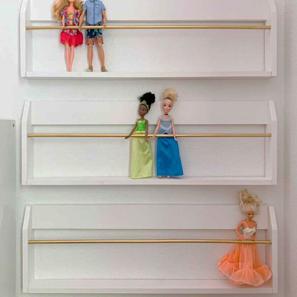 Barbie Doll Storage Trunk, 8 Barbie Dolls