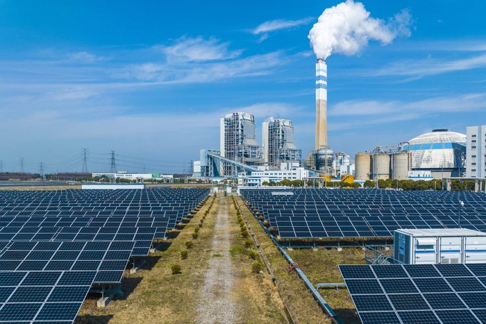 Solar power station and Coal Fired Power Station:Clean energy and coal energy