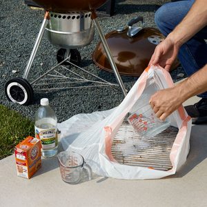How to Clean Grill Grates