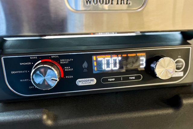 Ninja Woodfire Outdoor Oven Features