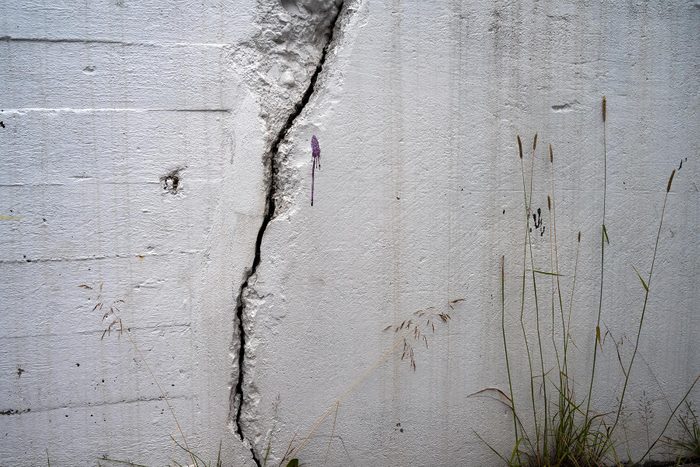 Cracks on Retaining Wall