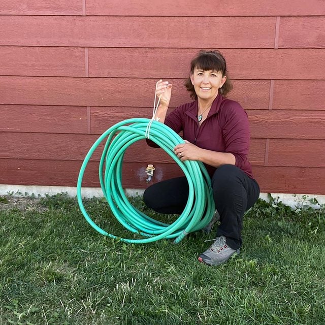 Tied twine on the garden hose