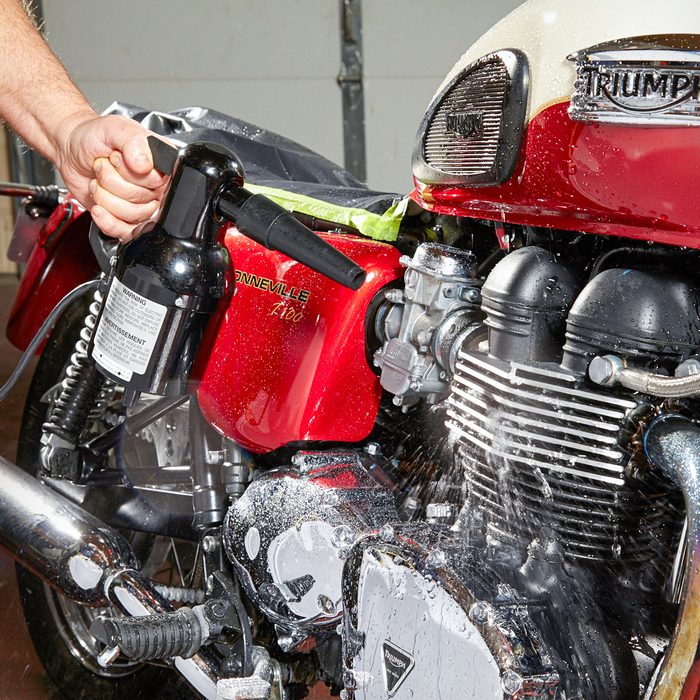 Blow Drying Water on Motorcycle with Power Blower