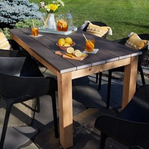 How To Build a DIY Patio Table
