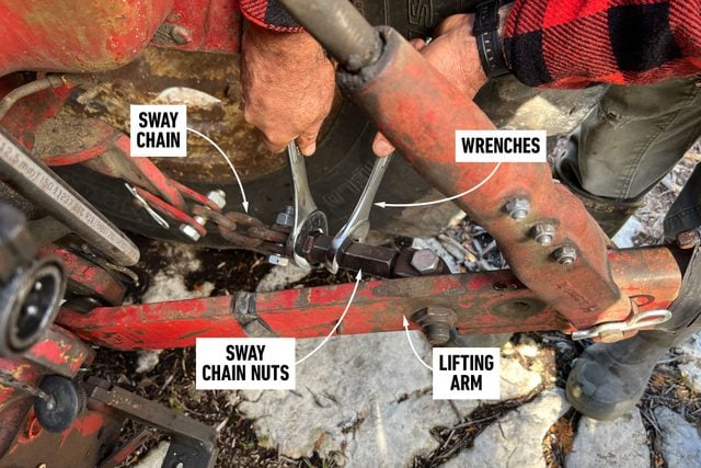 How To Mount A Pto Wood Chipper To A Tractor Adjust Sway Chains