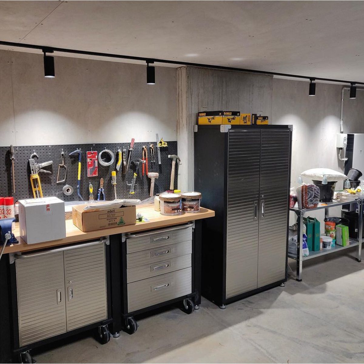 Garage Lighting Ideas: How to Light up a Garage? – LedsMaster LED