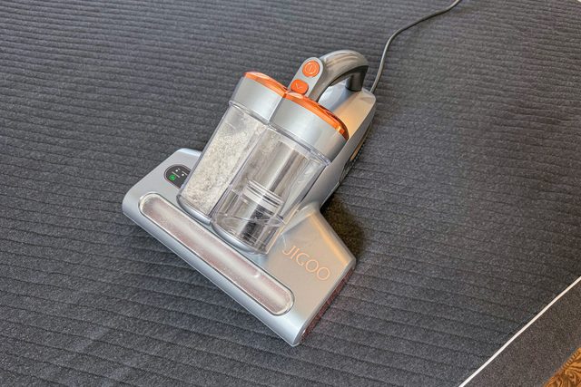 Jigoo Bed Vacuum Cleaner