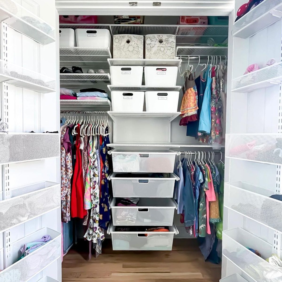10 Bedroom Closet Ideas To Optimize Your Space Elfa Closet System Courtesy @sortandstore