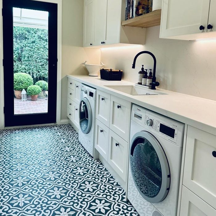 8 Laundry Room Tile Design Ideas Focus On The Floor Courtesy @creating.elegance Instagram
