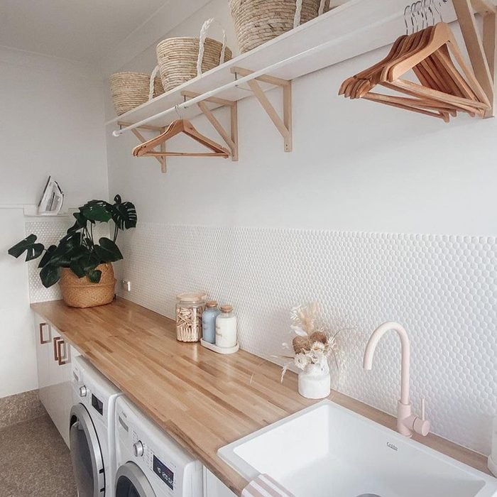 8 Laundry Room Tile Design Ideas Penny Tiles Courtesy @elleandjay321 Instagram 1