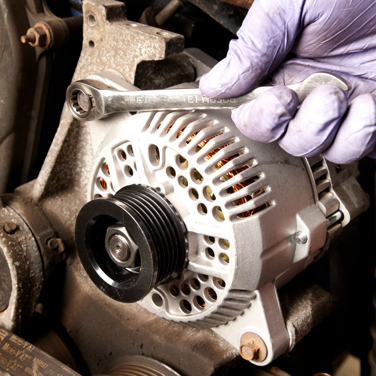 How To Replace The Alternator In Your Car