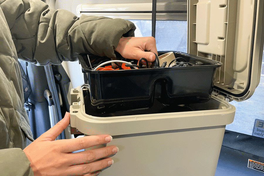 Removing the caddy from Yeti Loadout Gobox