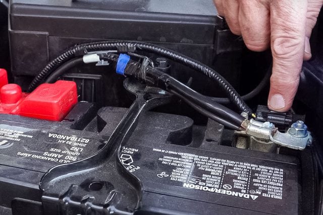 How To Replace The Battery Terminals In Your Car Battery 10 Ksedit