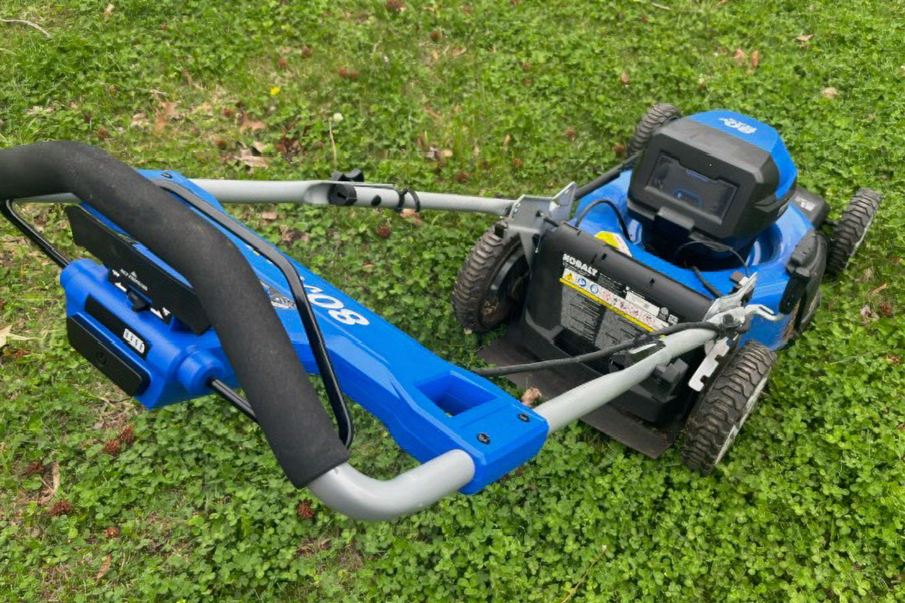 Kolbalt Electric Mower power switch and other features.